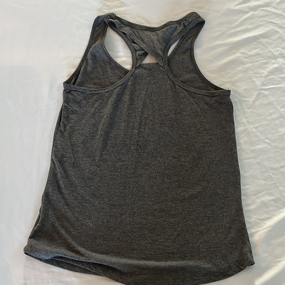 Workout Top M - Picture 7 of 9